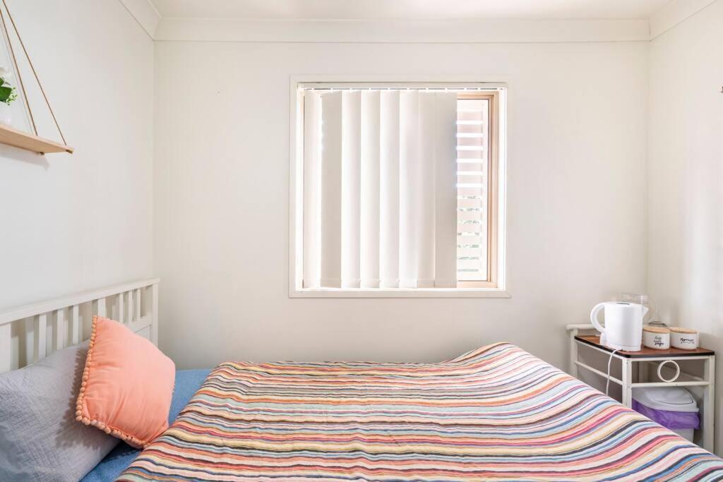 Room With Separate Bath In Shared Homestay Redcliffe Eksteriør bilde