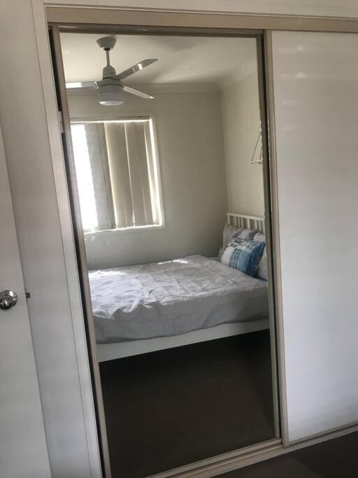 Room With Separate Bath In Shared Homestay Redcliffe Eksteriør bilde